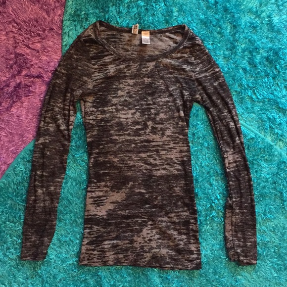 BKE Tops - BKE heathered long-sleeve top